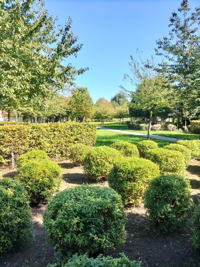 Natysweethome Magny-le-Hongre Bagian luar foto